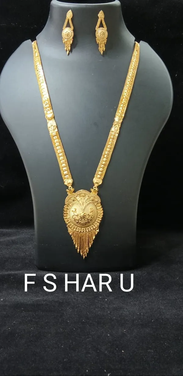Gold_Tone_Traditional_Necklace_Set_for_Women