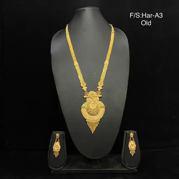 Gold_Micro_Gold_Temple_Necklace_Set_For_Women