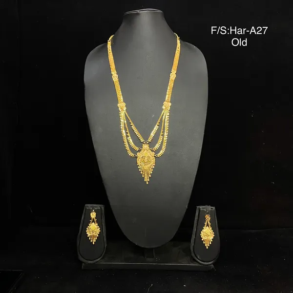 Gold_Micro_Gold_Traditional_Ornamental_Necklace_Set_For_Women