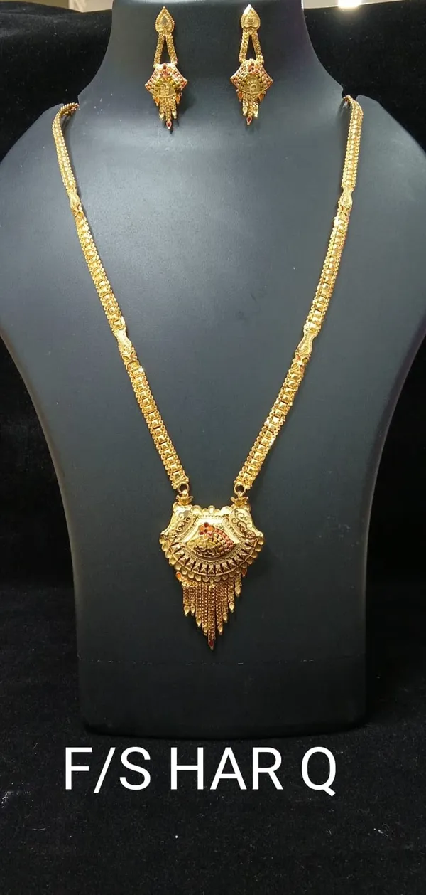 Gold_Micro_Gold_Necklace_And_Earrings_Set_For_Women