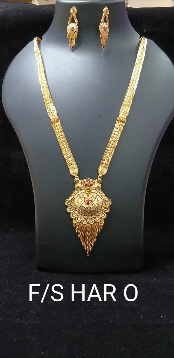 Gold_Micro_Gold_Pendant_Necklace_And_Earrings_Set_For_Women