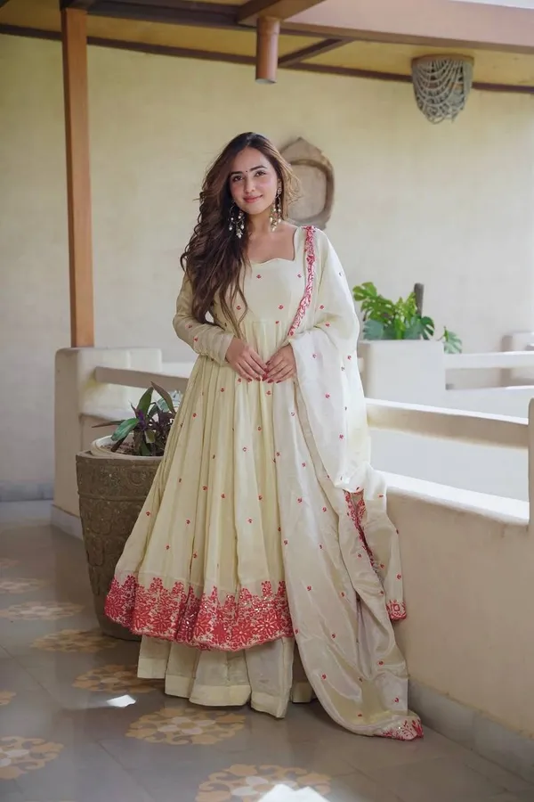 Cream_Georgette_Printed_Anarkali_Suit_Set_For_Women