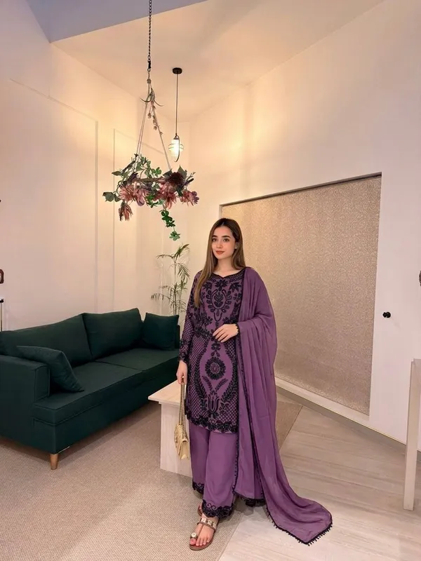 Purple_Georgette_Straight_Kurta_Set_For_Women