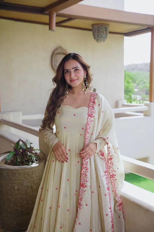 Cream_Georgette_Printed_Anarkali_Suit_Set_For_Women