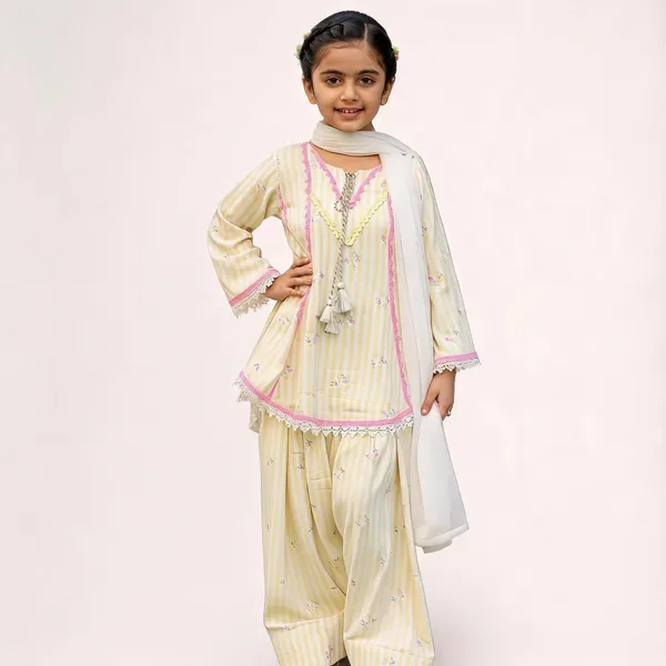 Cream_Georgette_Floral_Print_Kurta_Sharara_Set_For_Women