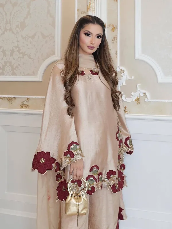 Beige_Georgette_Embroidered_Relaxed_Fit_Kurta_Set_For_Women
