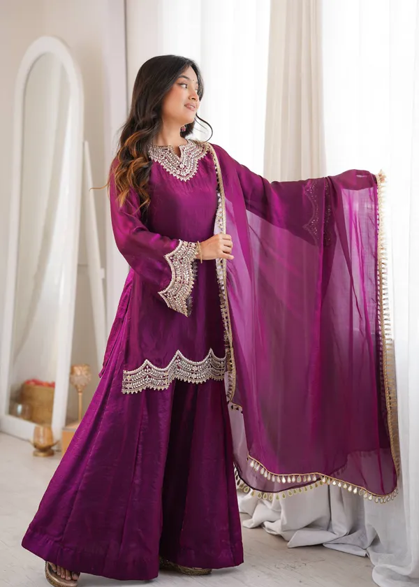 Purple_Georgette_Embellished_Ethnic_Suit_Set_For_Women