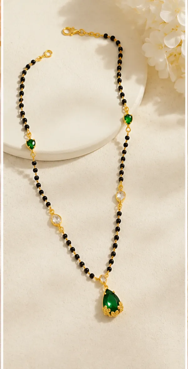 Green_Gold_Tone_Beaded_Pendant_Necklace_for_Women