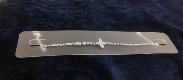 Silver_925_Cross_Charm_Bracelet_For_Women