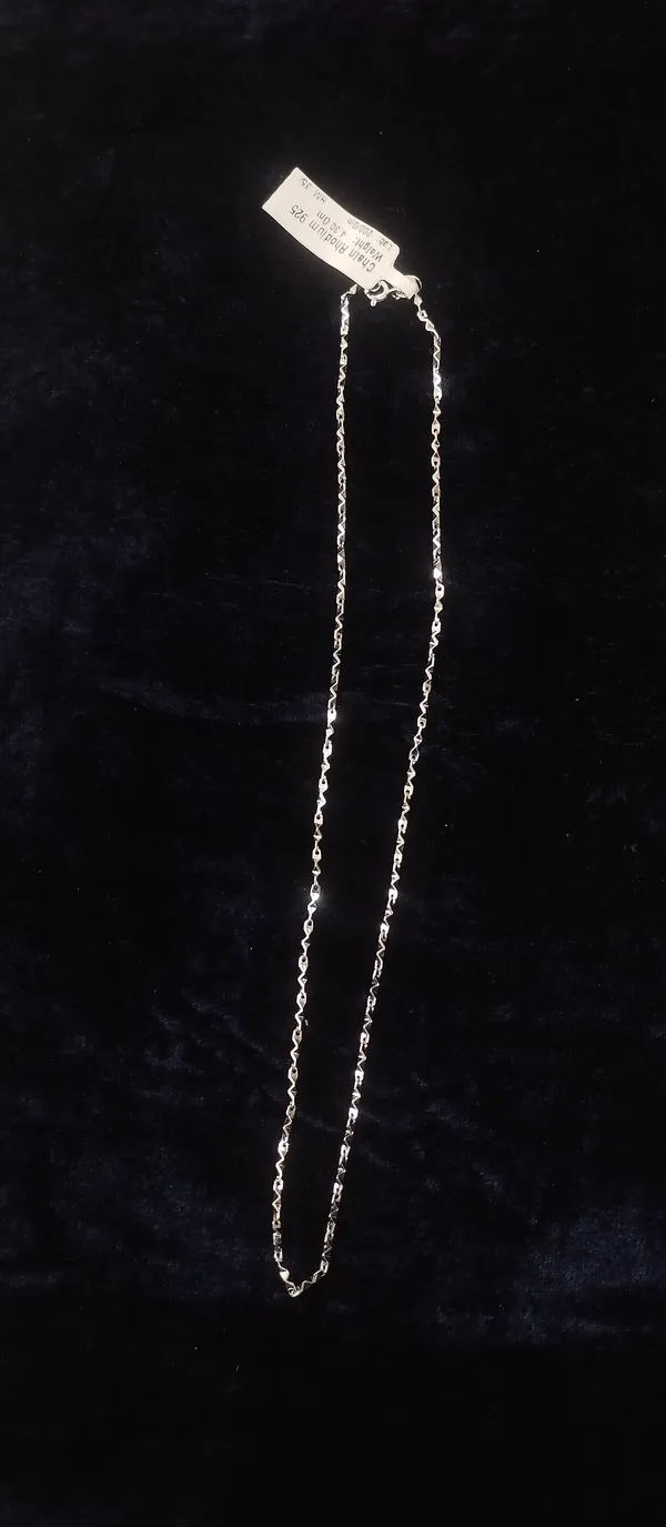 Silver_925_Silver_Circular_Accent_Link_Chain_For_Women