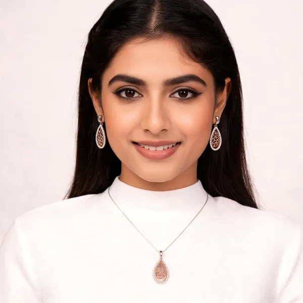 Gold_925_Minimal_Delicate_Chain_Pendant_Set_For_Women