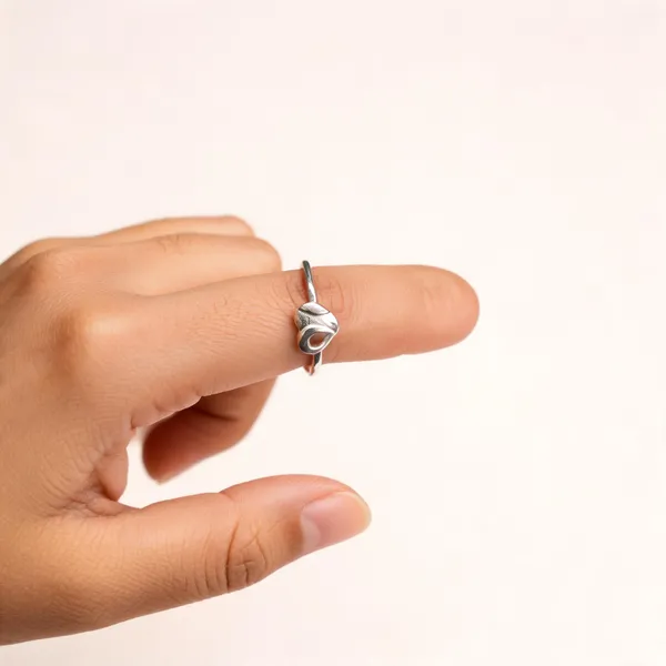 Gold_Tone_925_Silver_Leaf_Design_Hook_Ring_For_Women