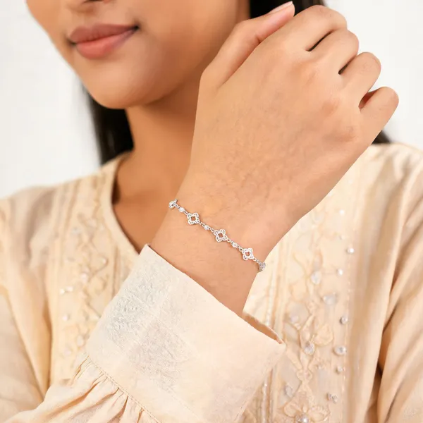 Silver_925_Silver_Panchmukhi_Motif_Bracelet_For_Women
