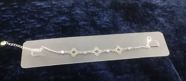 Silver_925_Silver_Panchmukhi_Motif_Bracelet_For_Women