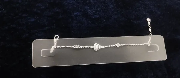 Silver_Tone_925_Bracelet_For_Women