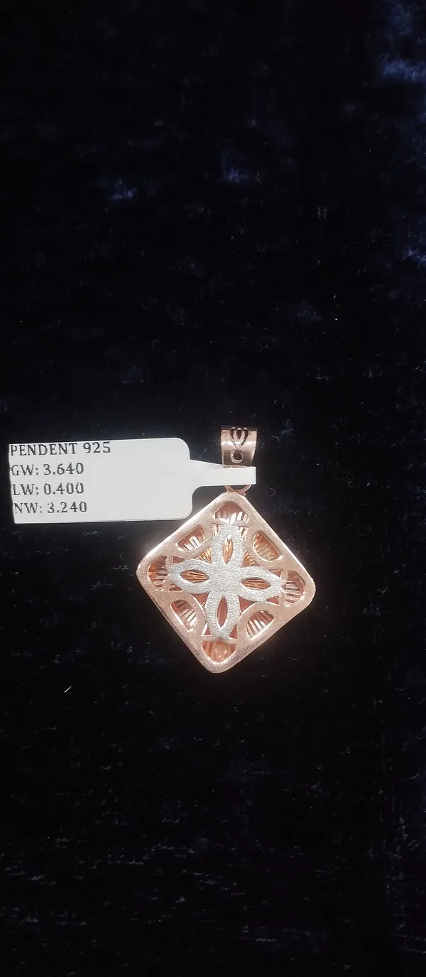 Gold_925_Silver_Layered_Loop_Pendant_For_Women