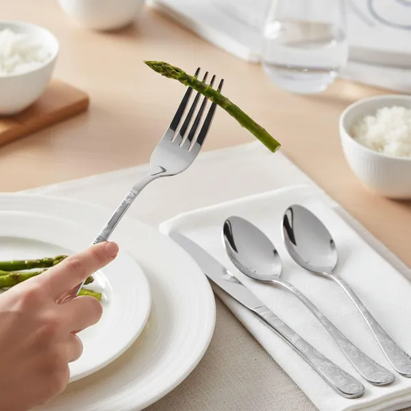 Silver_Stainless_Steel_Bloom_Collection_Cutlery_Set_For_Home_And_Kitchen_Pack_Of_6_30_Pcs