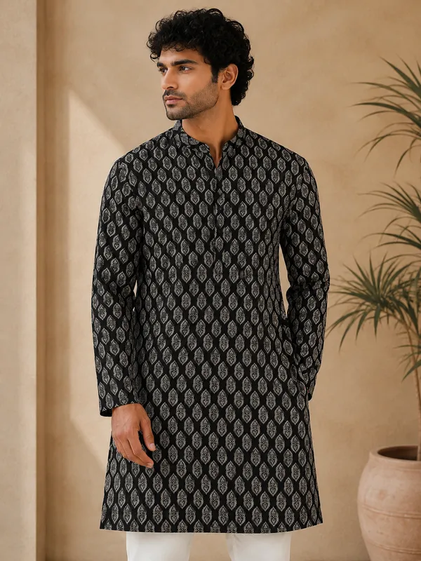 Black_Printed_Straight_Kurta_for_Men