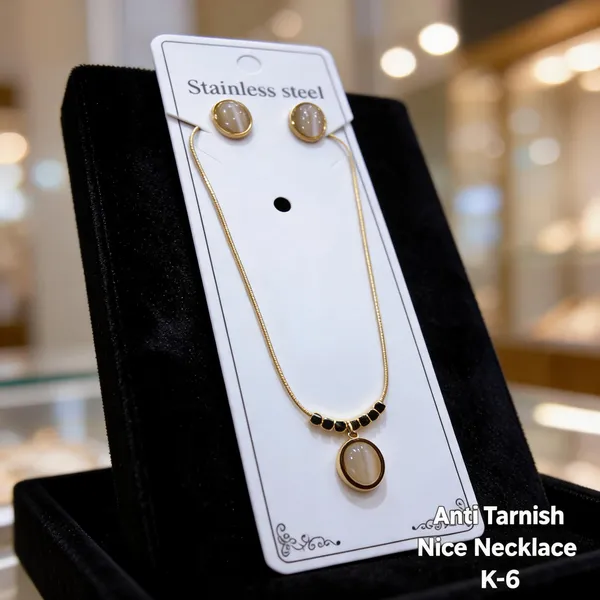Golden_Brass_And_Alloy_Necklace_&_Earrings_Set_For_Women