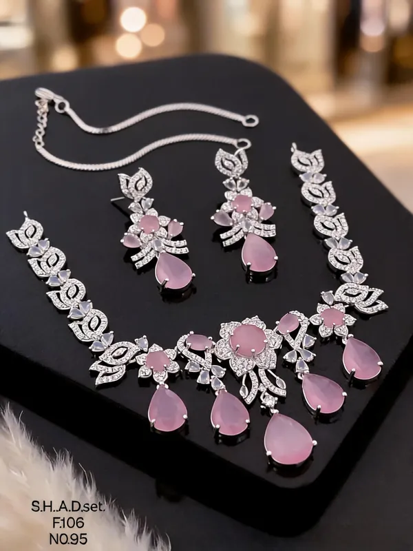 Silver_&_Pink_Brass_And_Alloy_Necklace_&_Earring_Set_For_Women