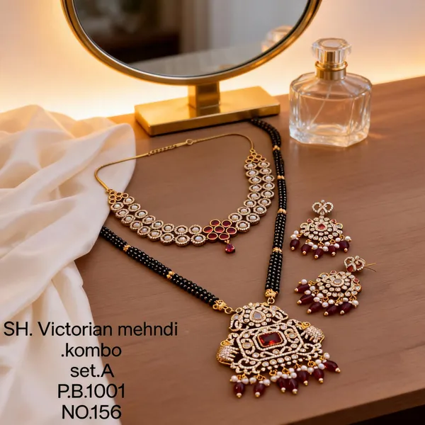 Black_&_Golden_Brass_And_Alloy_Jewellery_Set_For_Women