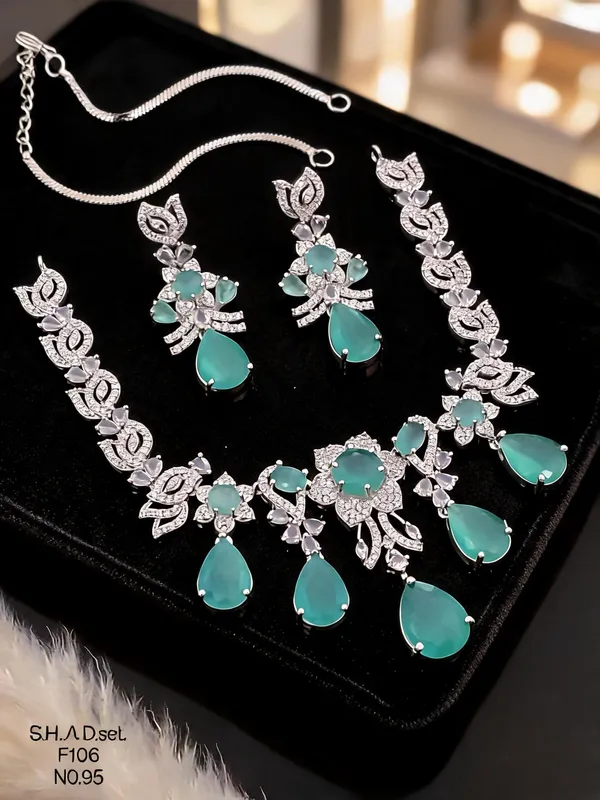 Silver_&_Blue_Brass_And_Alloy_Necklace_&_Earring_Set_For_Women