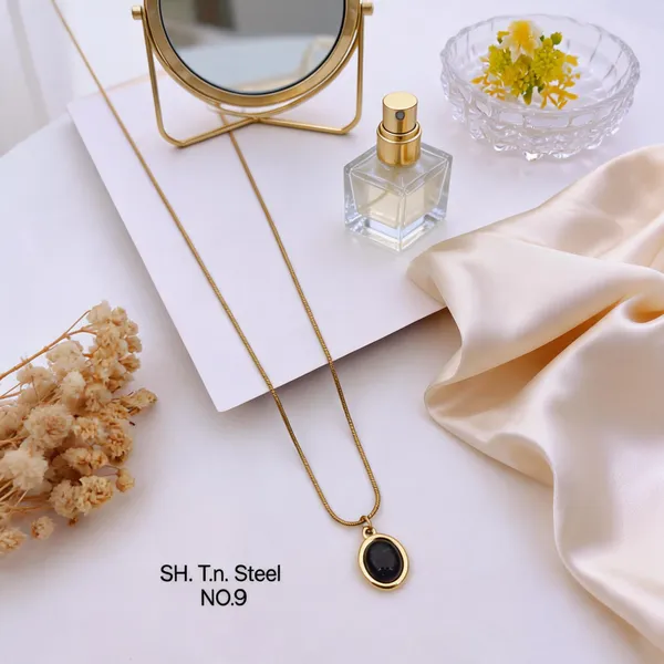Golden_Brass_And_Alloy_Pendant_Necklace_For_Women
