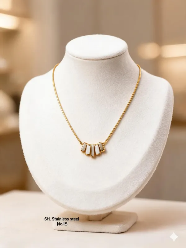 Silver_Brass_And_Alloy_Pendant_Necklace_For_Women