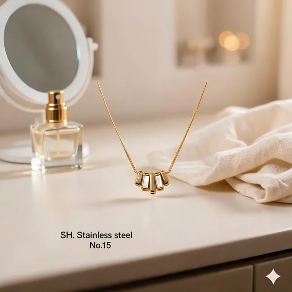 Silver_Brass_And_Alloy_Pendant_Necklace_For_Women