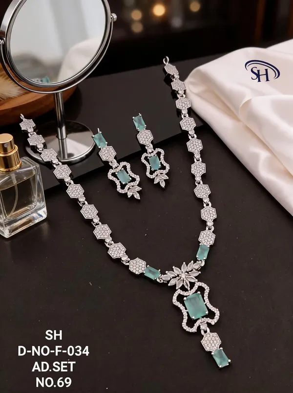 Silver_&_Mint_Brass_And_Alloy_Necklace_Set_For_Women