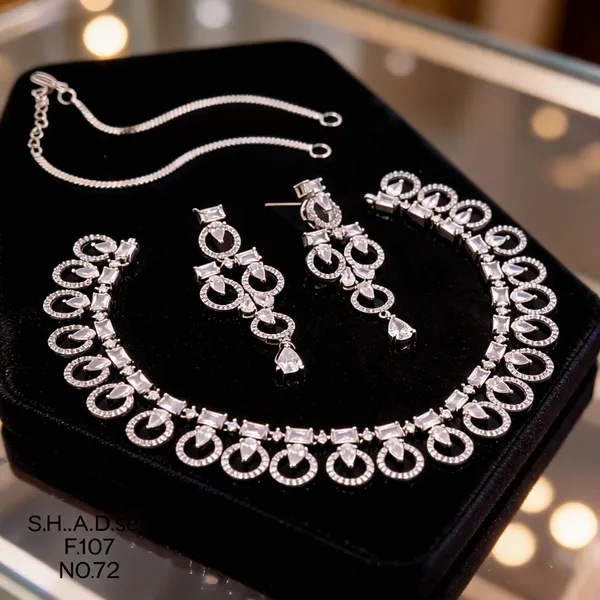 Silver_Brass_And_Alloy_Necklace_&_Earring_Set_For_Women