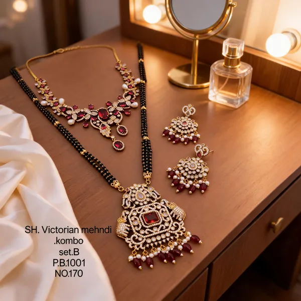 Black_&_Golden_Brass_And_Alloy_Necklace_Set_For_Women