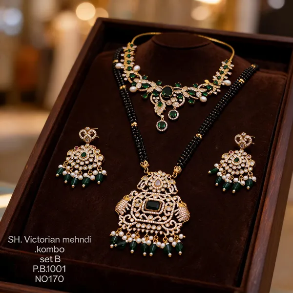 Black_&_Golden_Brass_And_Alloy_Jewellery_Set_For_Women