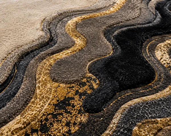 Golden_Noir_Flow_Rug