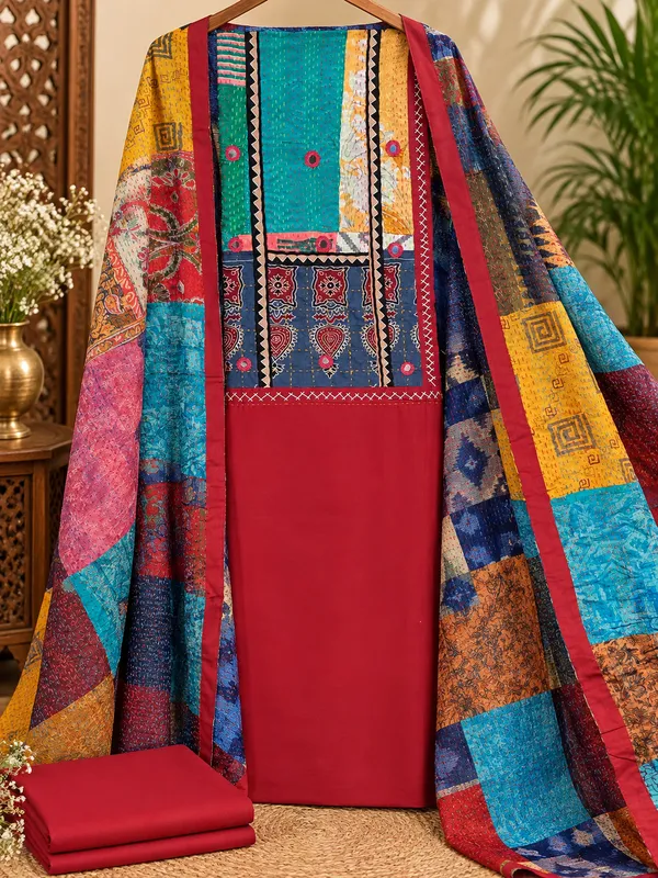 Colourful_elegance_and_artisanal_charm