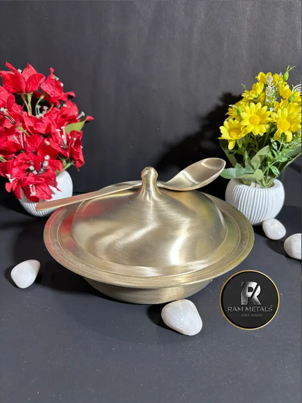 Bronze_Large_Traditional_Lidded_Serving_Bowl_Set_(Donga_-Dhakkan)