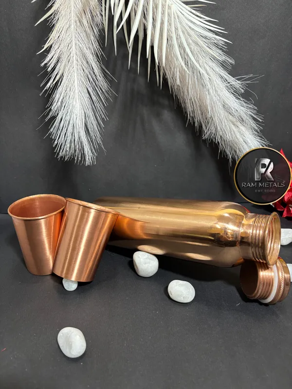Copper_Traditional_Bottle_And_Glasses_Gift_Set
