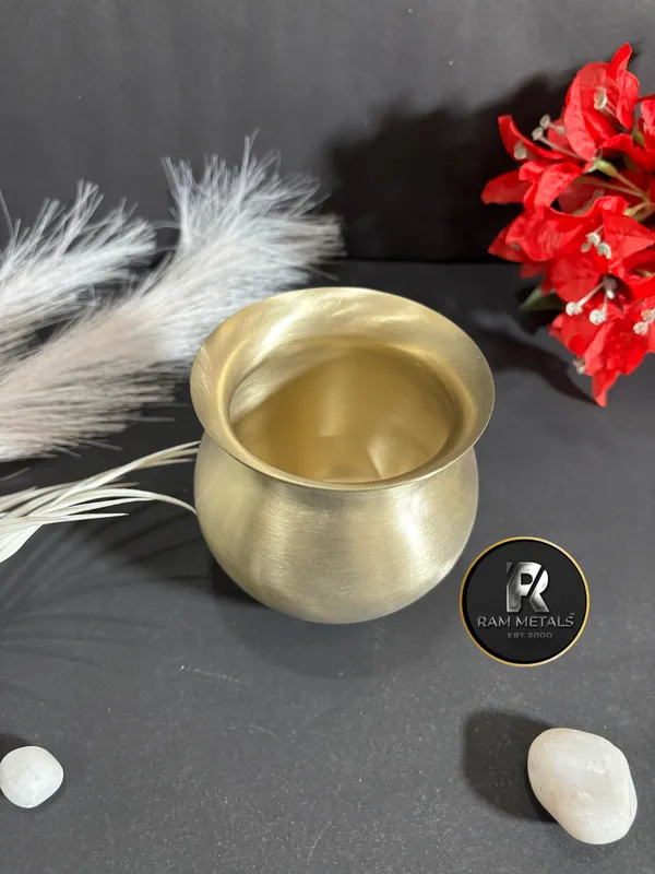 Bronze_Traditional_Kalash_Medium_Pooja_Lota