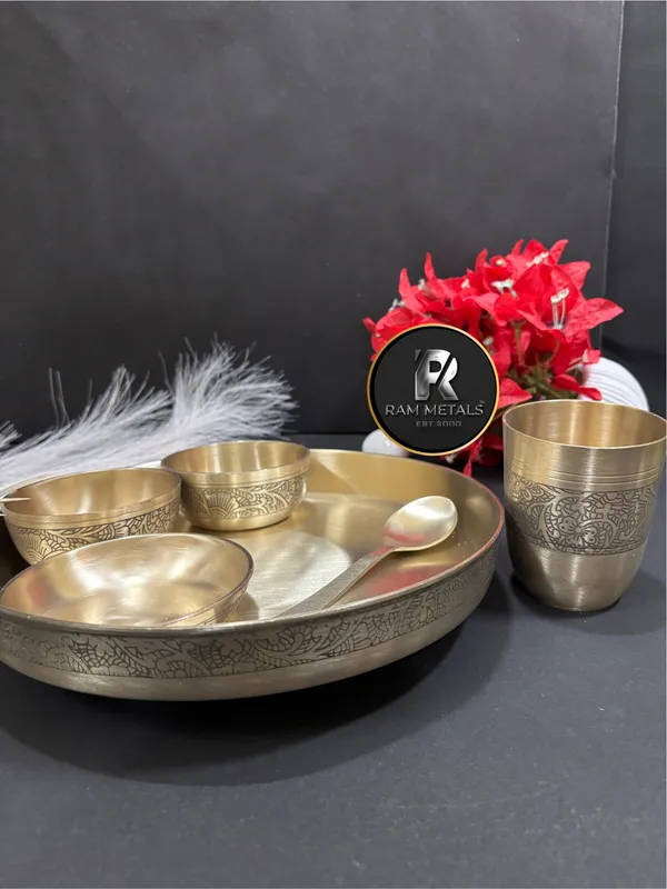Bronze_Etching_10_inch_Traditional_Dinnerware_Set