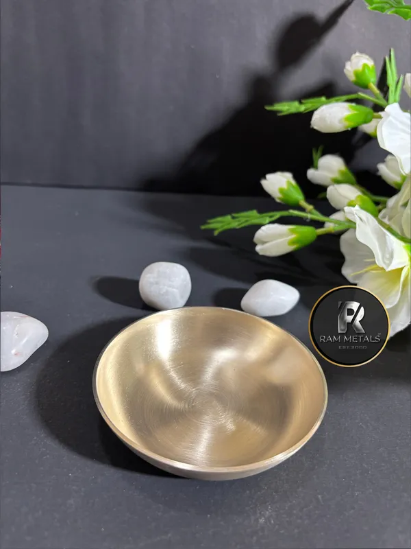 Bronze_pudding/_halwa_bowl