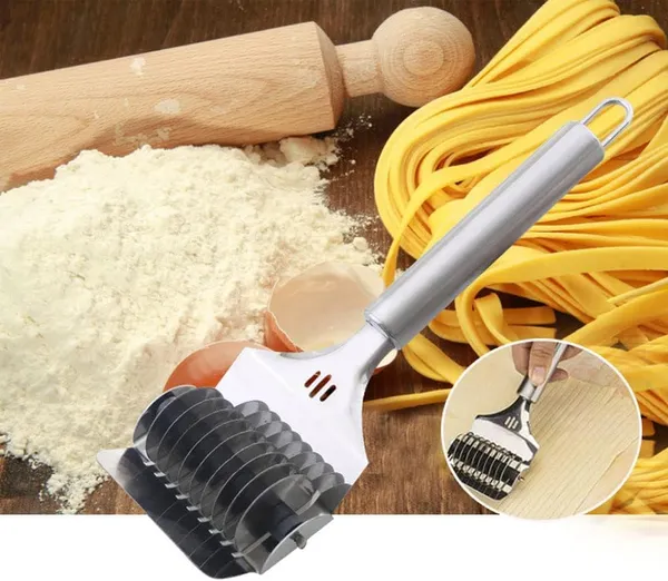 Stainless_Steel_Lattice_Roller_Handheld_Noodle_Pasta_Dough_Cutter