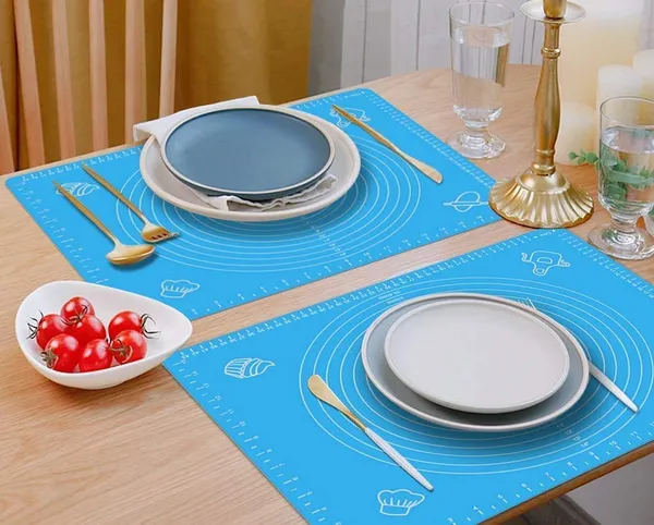 Silicone_Non-Stick_Baking_Roti_Kneading_Rolling_Mat_Blue