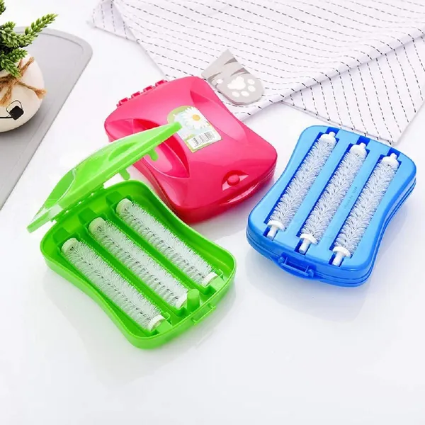 Plastic_3-Roller_Handheld_Carpet_Crumb_Cleaning_Brush