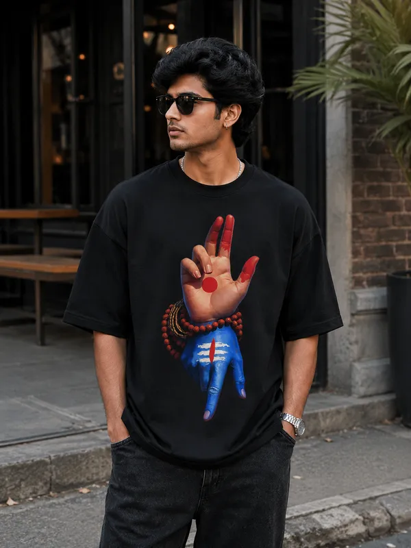 Black_Graphic_Short_Sleeve_Cotton_Blend_180_Gsm_Oversize_Fit_T_Shirt_For_Unisex