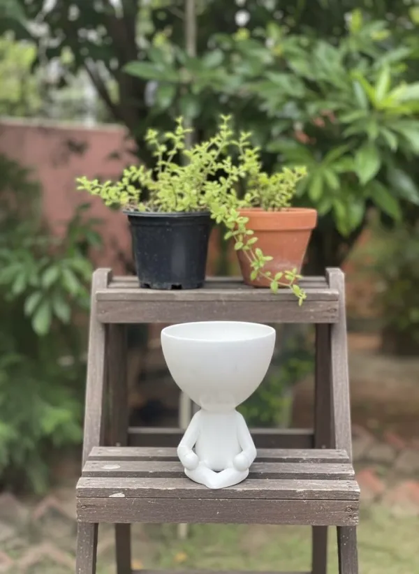 People_Planter_Pot