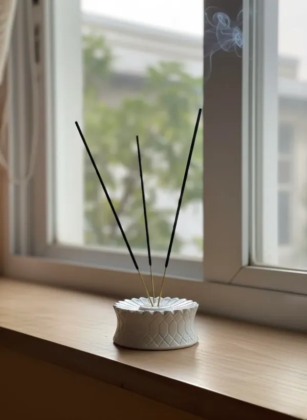 LotusWeave_Incense_Holder