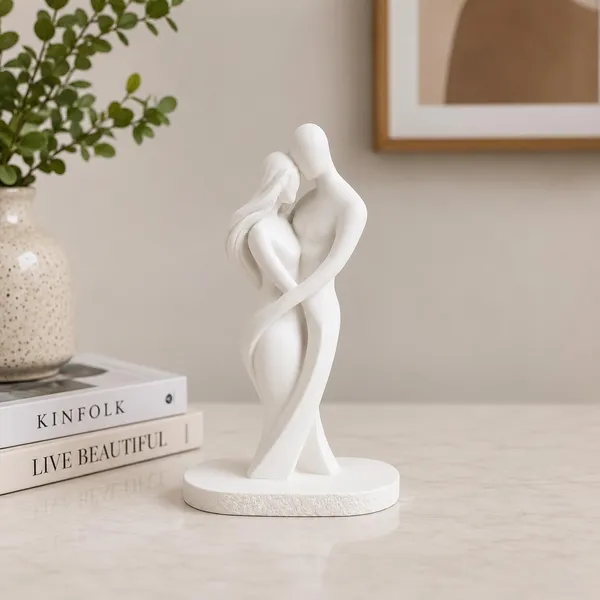 Eternal_Embrace_Modern_Abstract_Couple_Sculpture