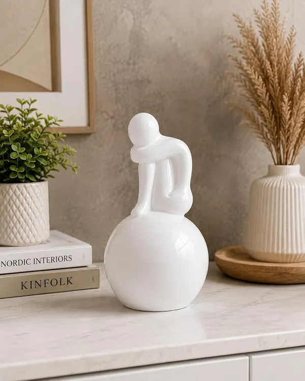 Globus_Thinker_Nano_Marble_Showpiece_for_Home_Decor,_White