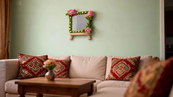 Multicolour_Sheep_Wool_Thread_Tabletop_Mirror_For_Home_&_Table_Decor