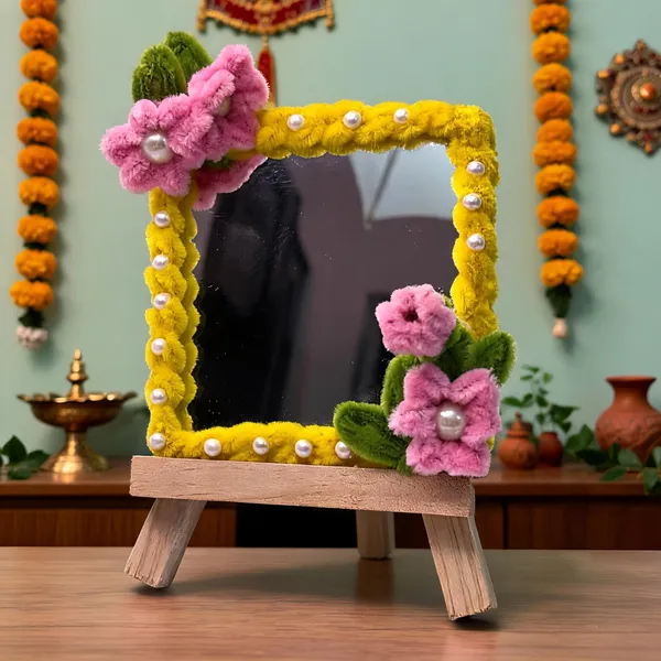 Multicolour_Sheep_Wool_Thread_Tabletop_Mirror_For_Home_&_Table_Decor